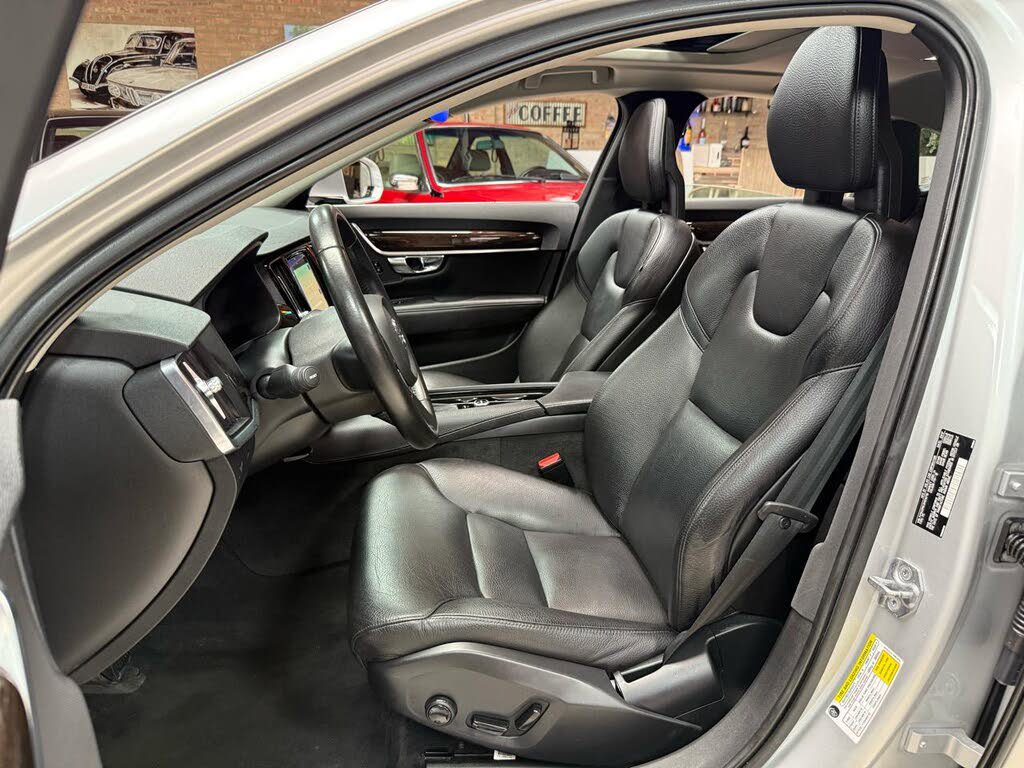 Used 2017 Volvo S90 T6 Momentum w/ Vision Package AWD/4WD image 26