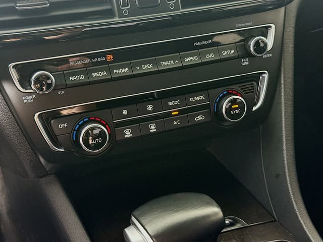 Used 2018 Kia Optima EX w/ Premium Package image 16