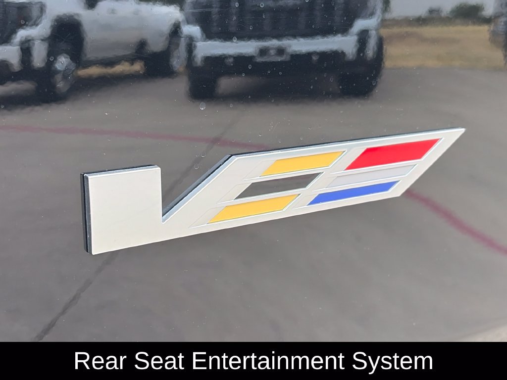 Used 2023 Cadillac Escalade ESV V AWD/4WD image 11