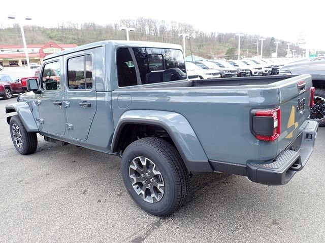 New 2026 Jeep Gladiator Sport AWD/4WD image 3
