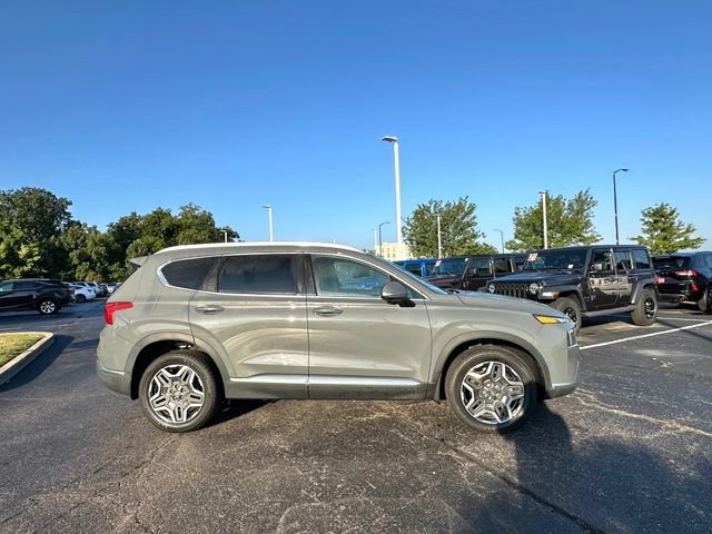 Used 2023 Hyundai Santa Fe Limited AWD/4WD image 11