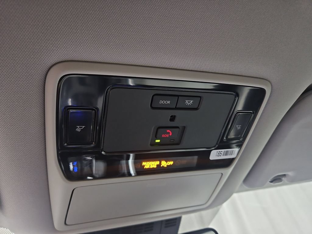 New 2026 Toyota Grand Highlander XLE FWD image 21