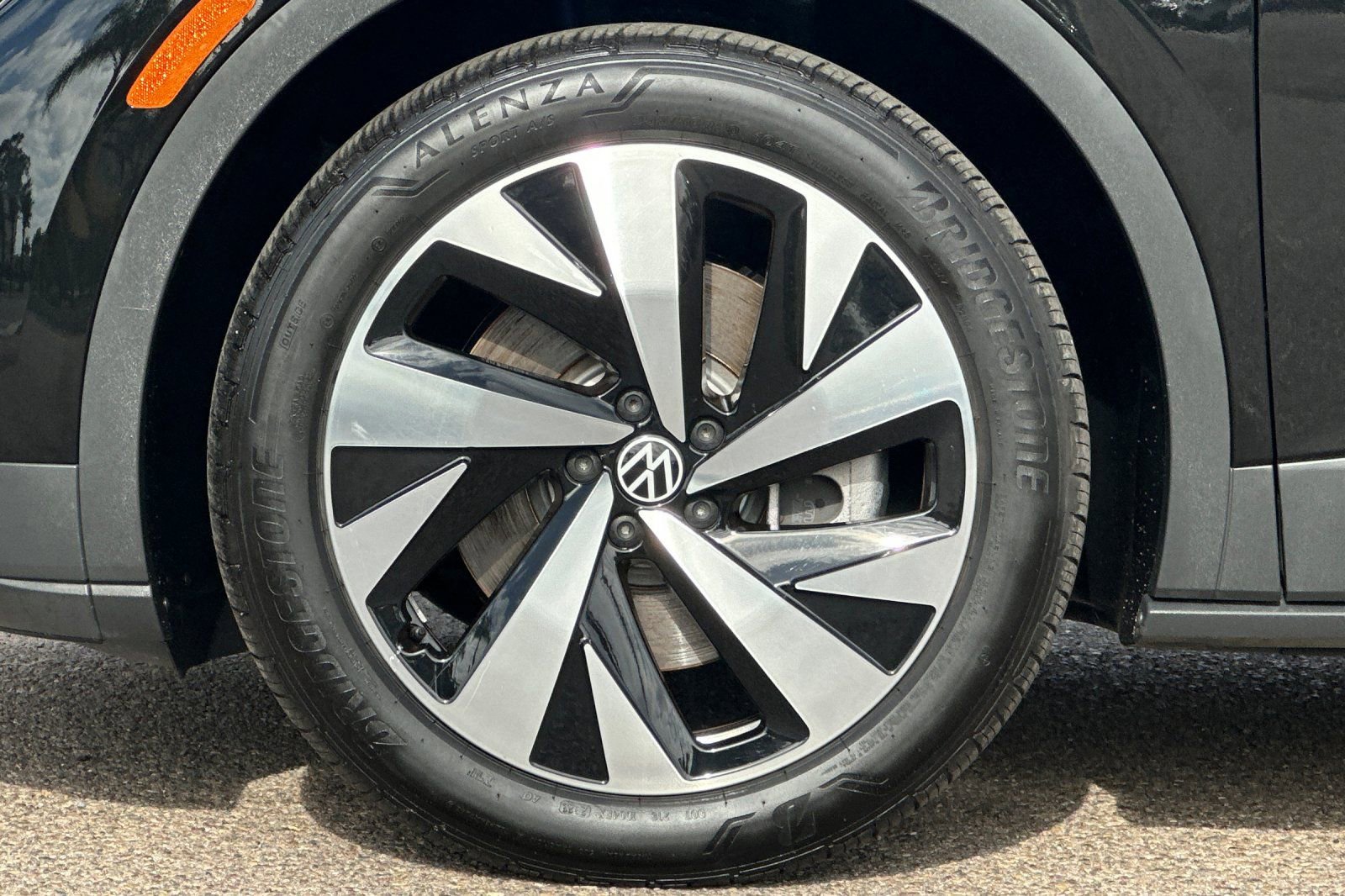 Used 2022 Volkswagen ID.4 Pro S w/ Gradient Package RWD image 26