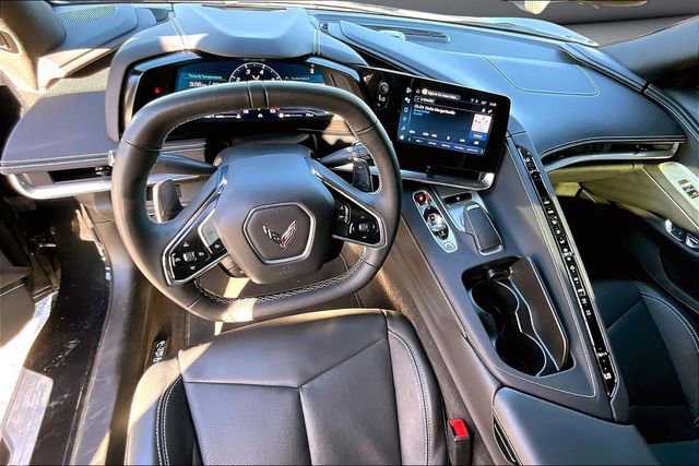 Used 2024 Chevrolet Corvette Stingray Convertible w/ 1LT image 7