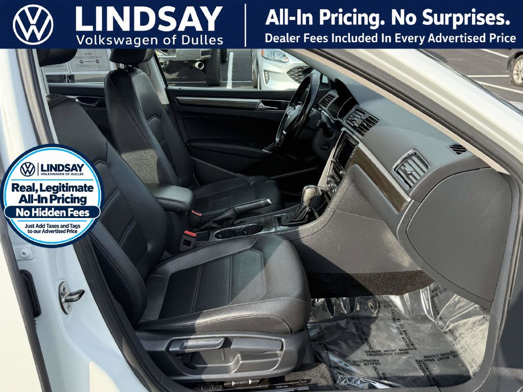 Used 2018 Volkswagen Passat 2.0T SE FWD image 13