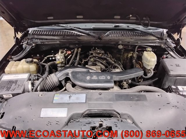 Used 2003 GMC Yukon Denali image 7