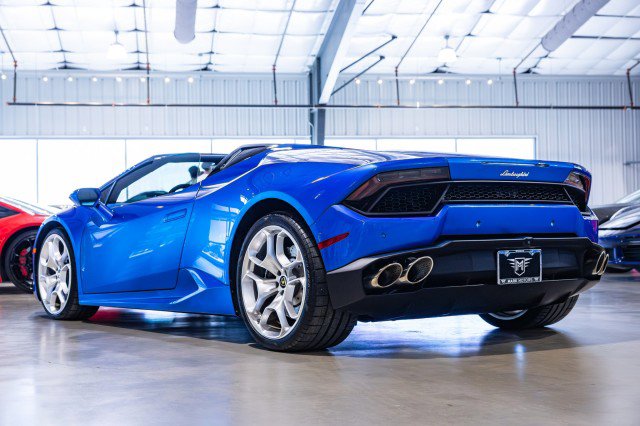 Used 2019 Lamborghini Huracan LP 580-2 image 4
