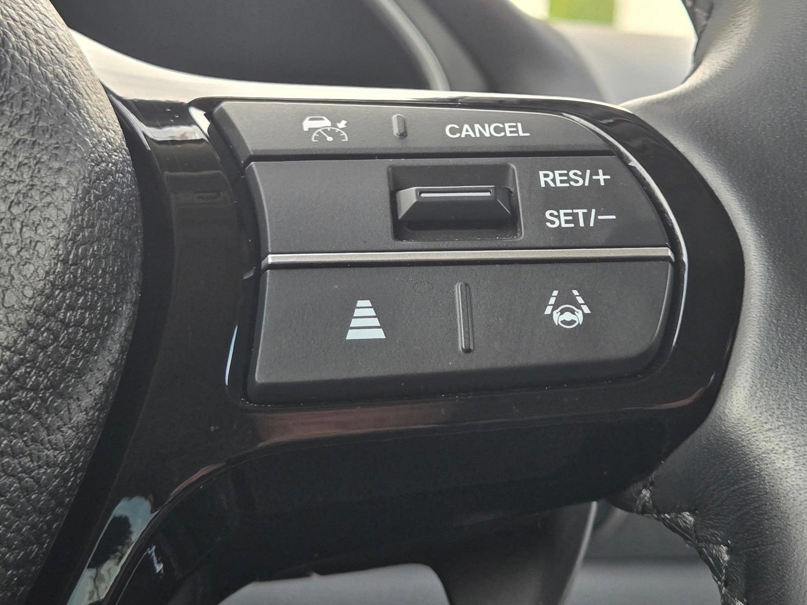 Certified 2025 Honda Pilot Touring image 27