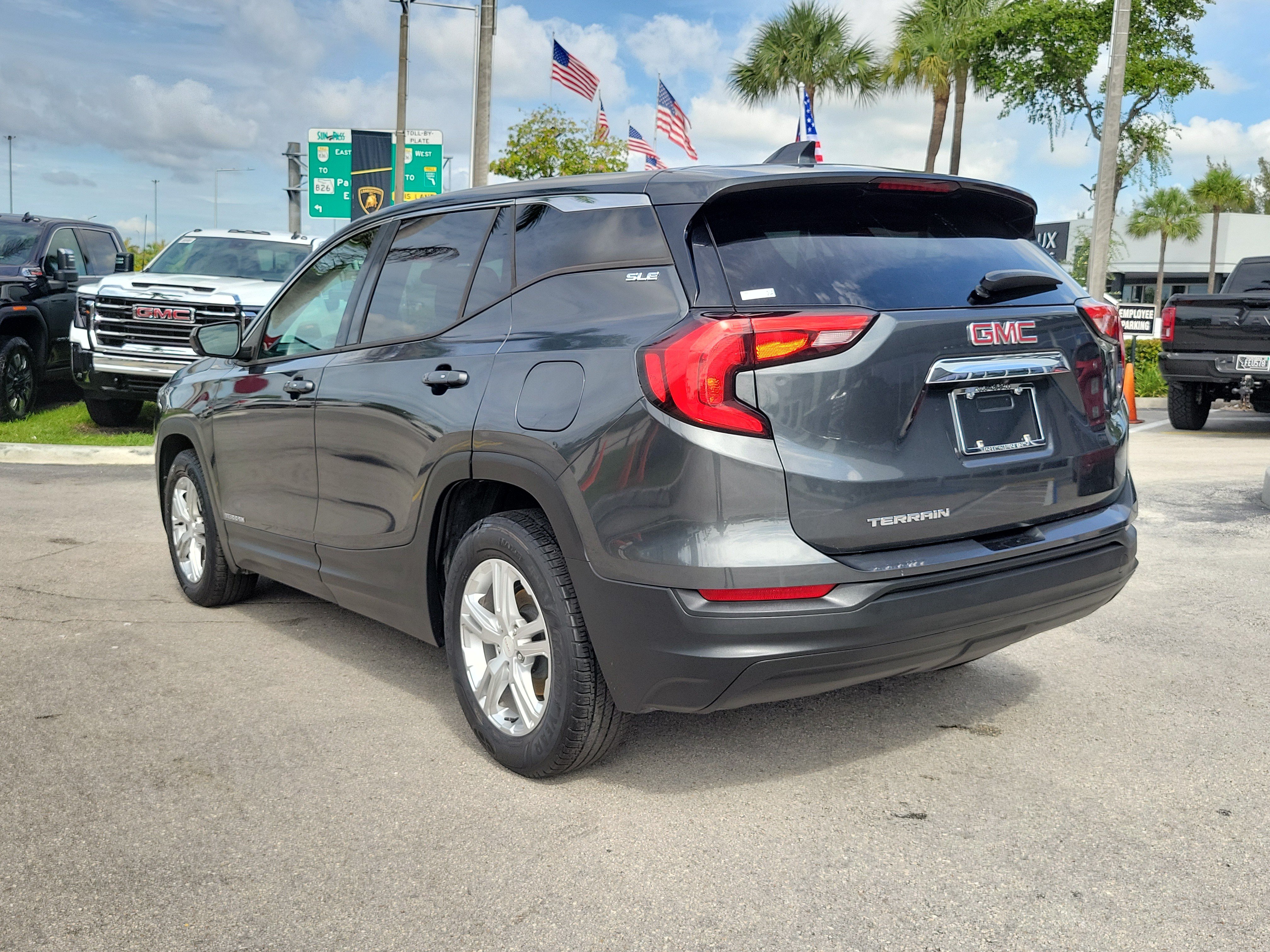 Used 2018 GMC Terrain SLE FWD image 7