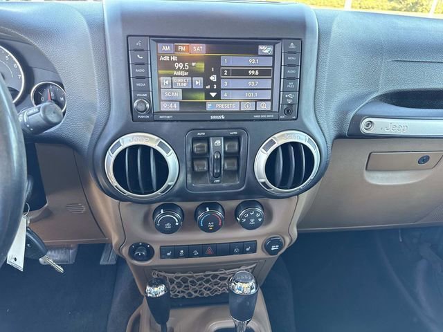 Used 2017 Jeep Wrangler Unlimited Sahara w/ Max Tow Package image 18