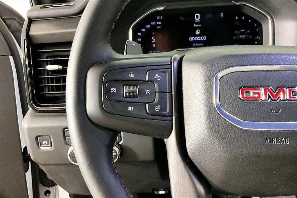 Used 2025 GMC Sierra 1500 AT4 w/ AT4 Premium Package AWD/4WD image 9