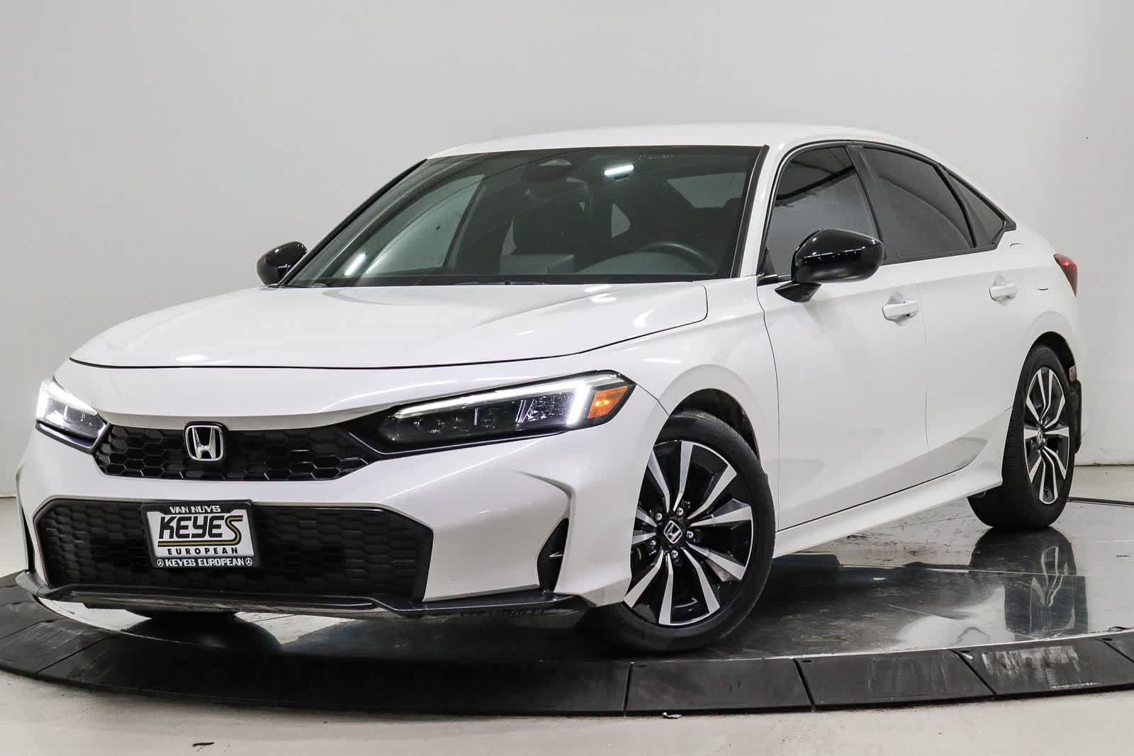 Used 2025 Honda Civic Sport image 1