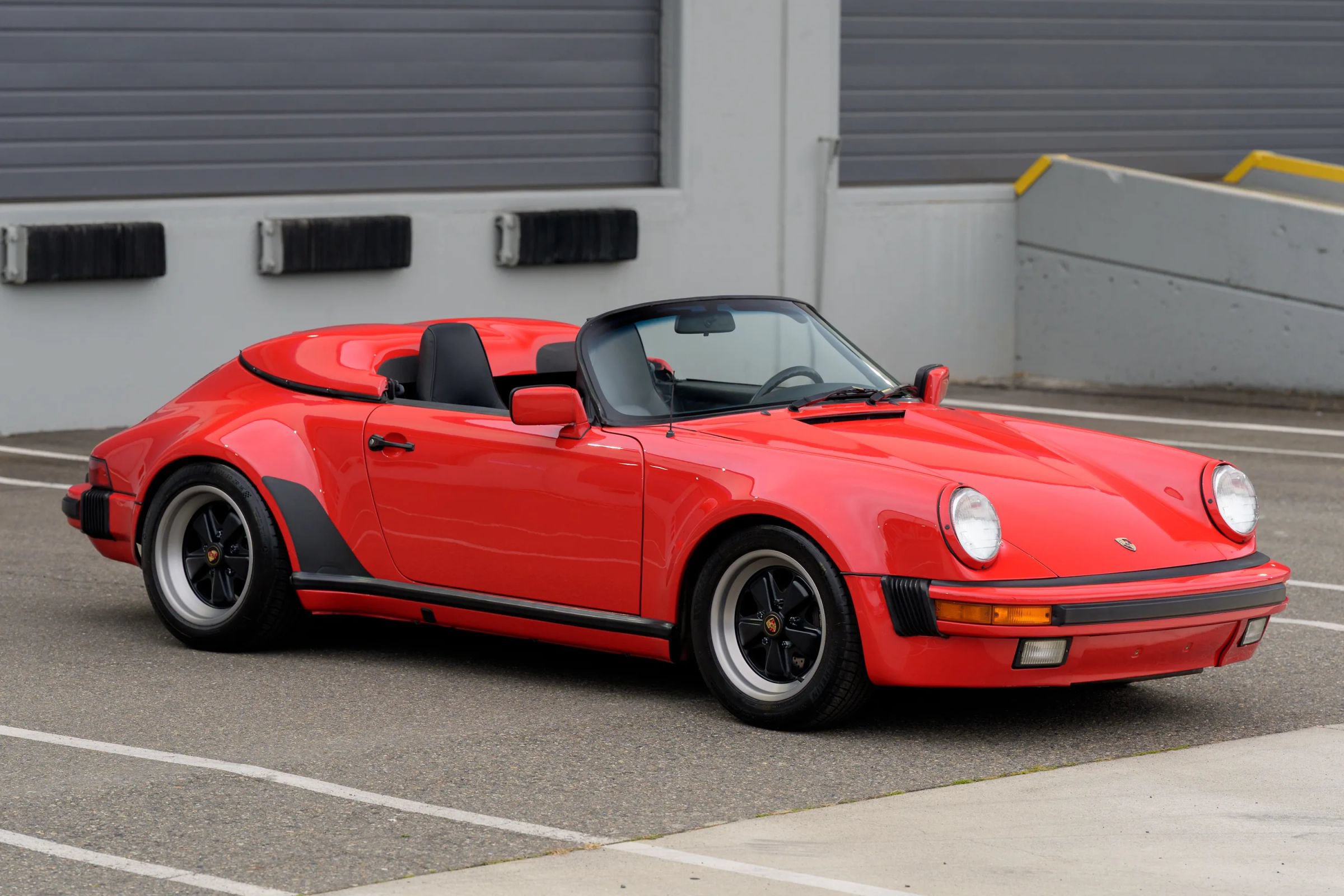 Used 1989 Porsche 911 Carrera RWD image 55