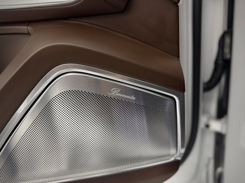 Used 2022 Porsche Cayenne Turbo image 31