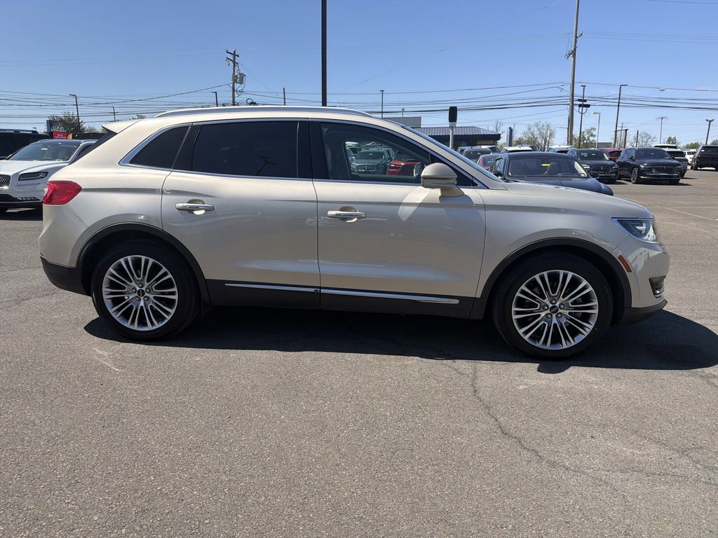 Used 2017 Lincoln MKX Reserve w/ Lincoln MKX Climate Package image 6