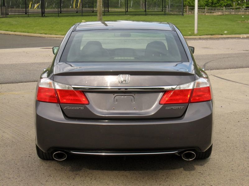 Used 2013 Honda Accord Sport image 13