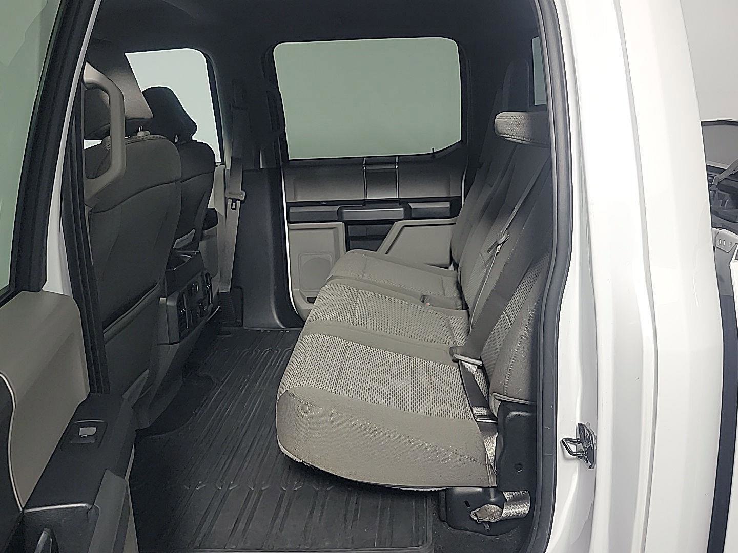 Used 2018 Ford F150 XLT w/ Equipment Group 302A Luxury image 15