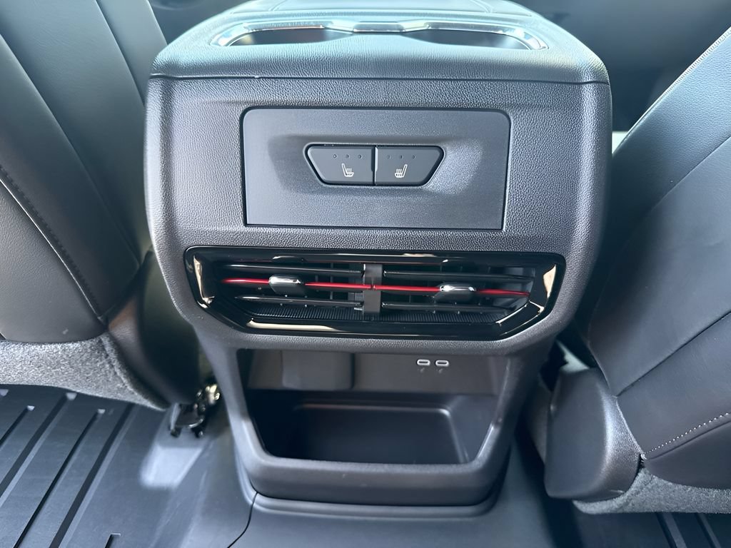 Used 2026 Chevrolet Silverado EV Trail Boss AWD/4WD image 14