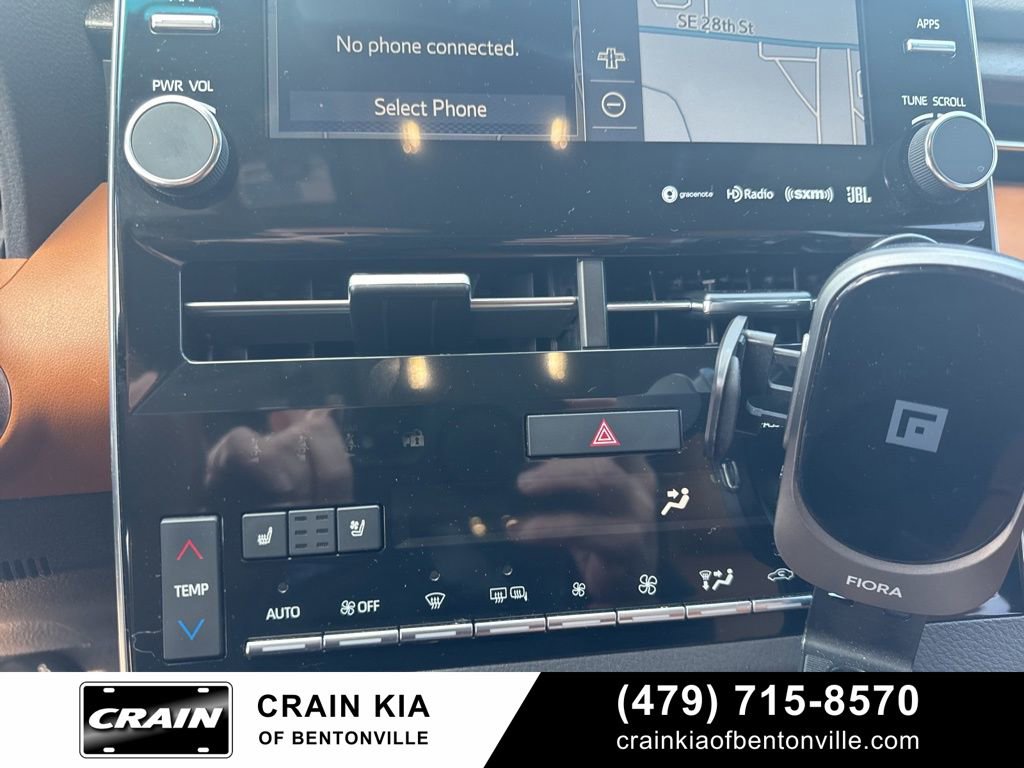 Used 2022 Toyota Avalon Limited w/ Advanced Safety Package FWD image 37