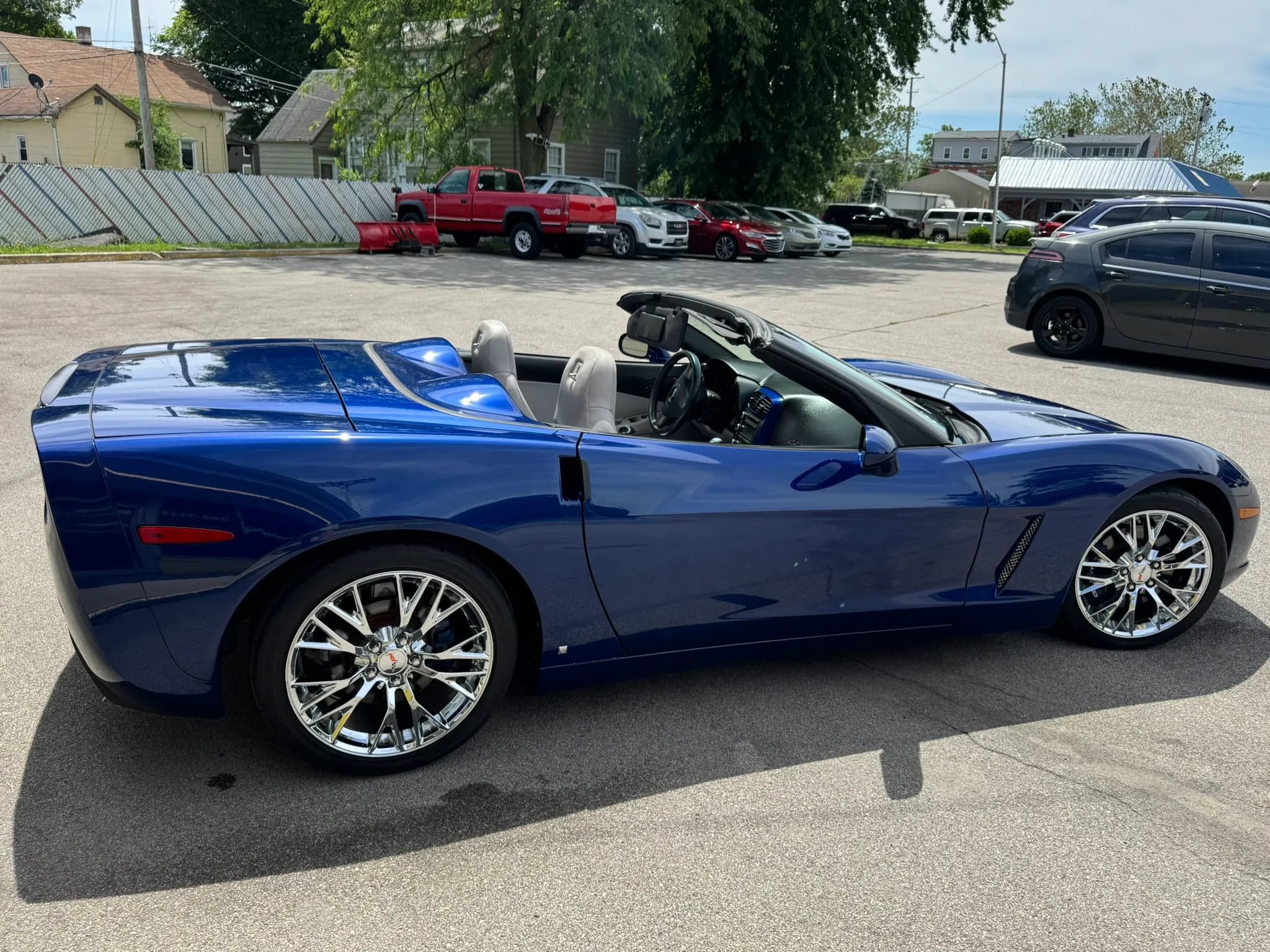 Used 2006 Chevrolet Corvette Convertible w/ Preferred Equipment Group RWD image 16