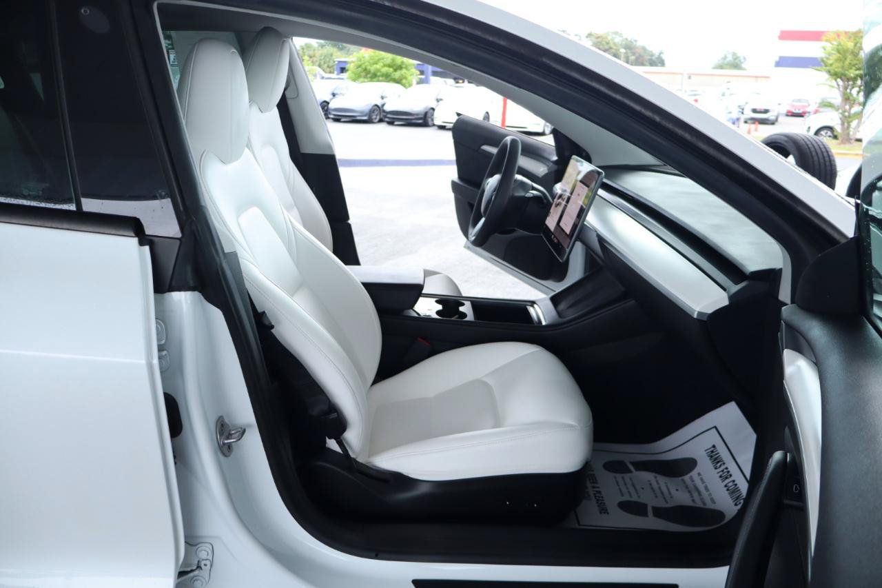 Used 2023 Tesla Model 3 Standard Range RWD image 36