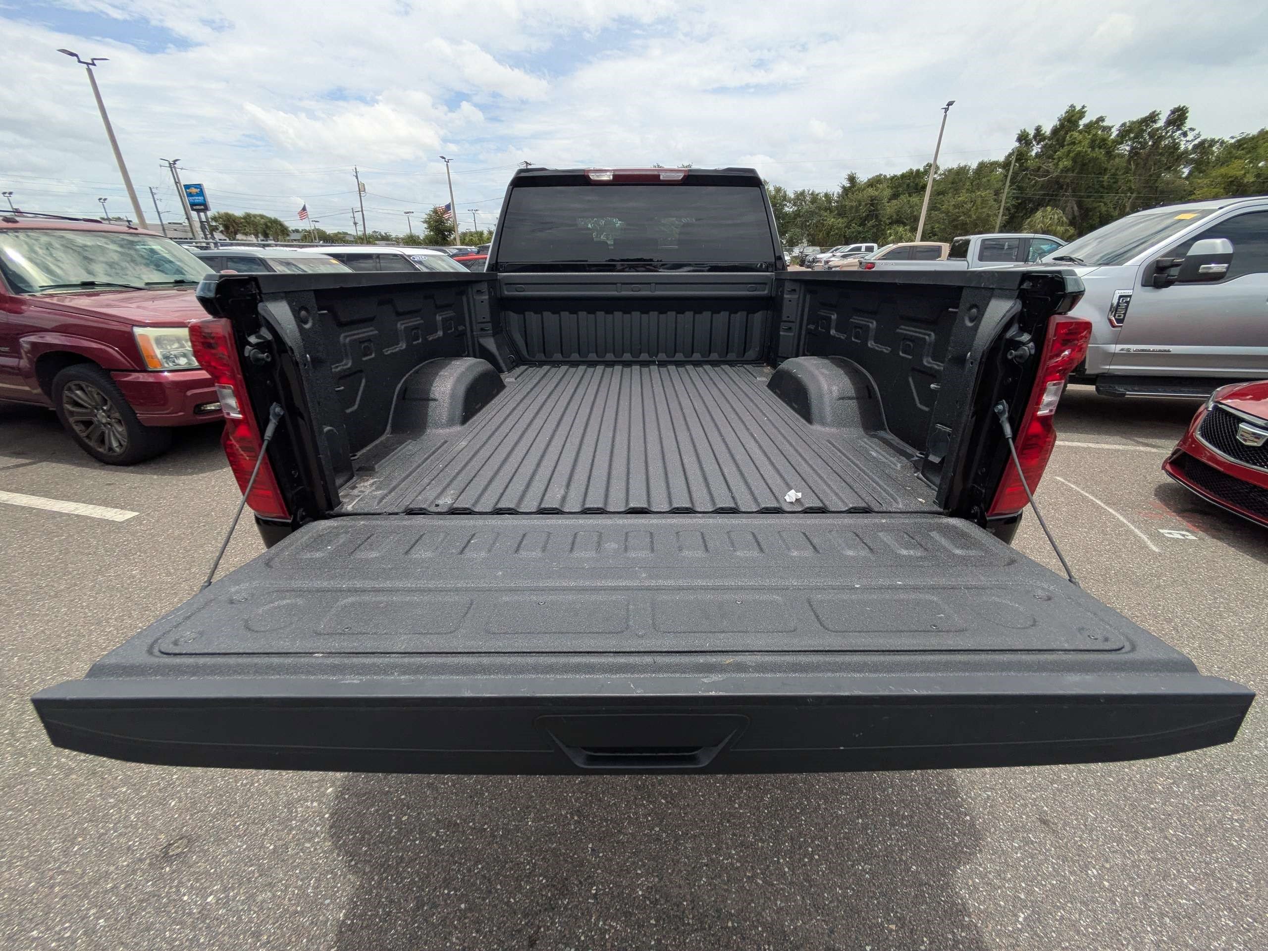 Used 2026 Chevrolet Silverado 2500 Custom w/ Custom Value Package AWD/4WD image 12