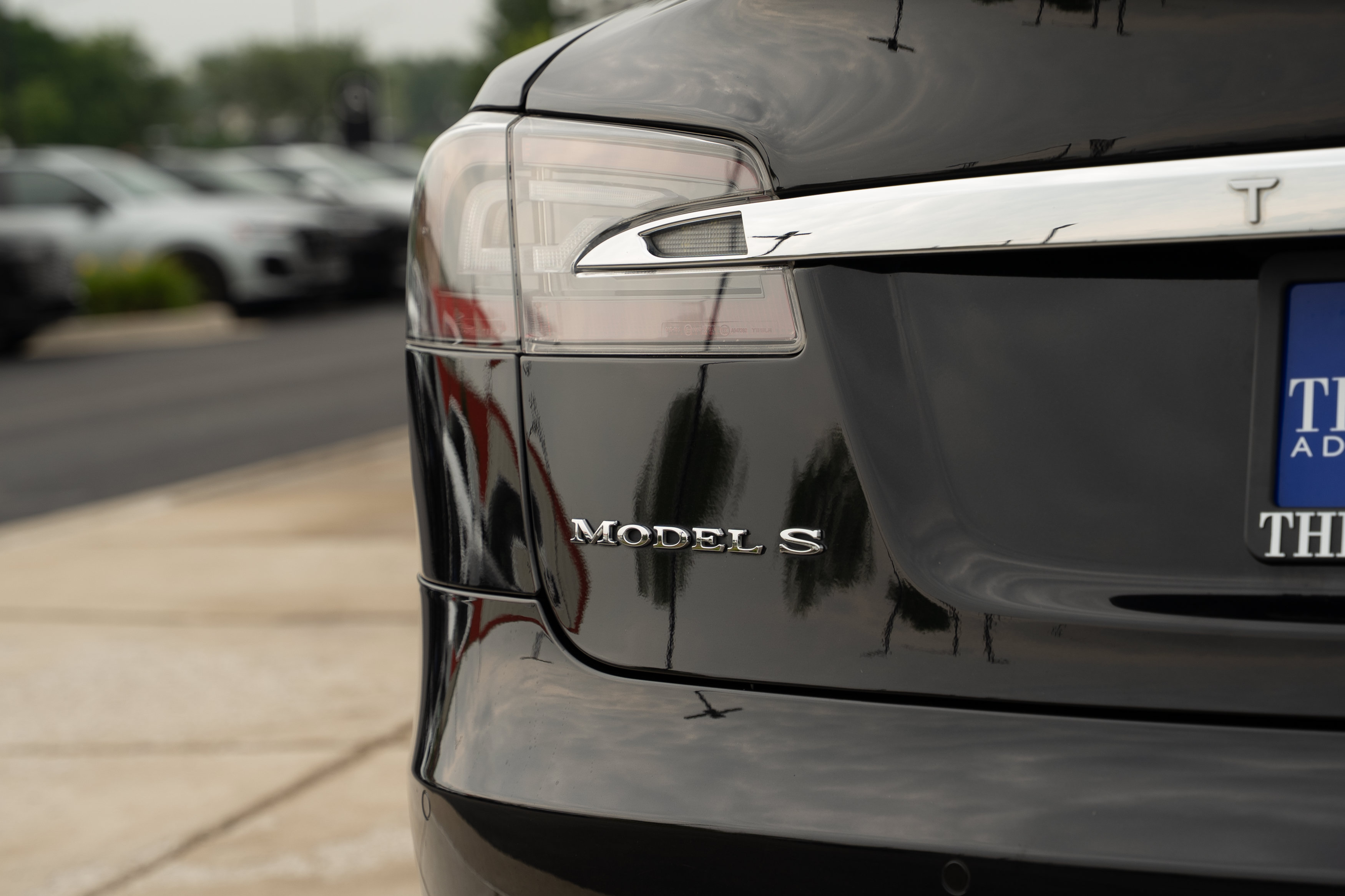 Used 2015 Tesla Model S P90D AWD/4WD image 24