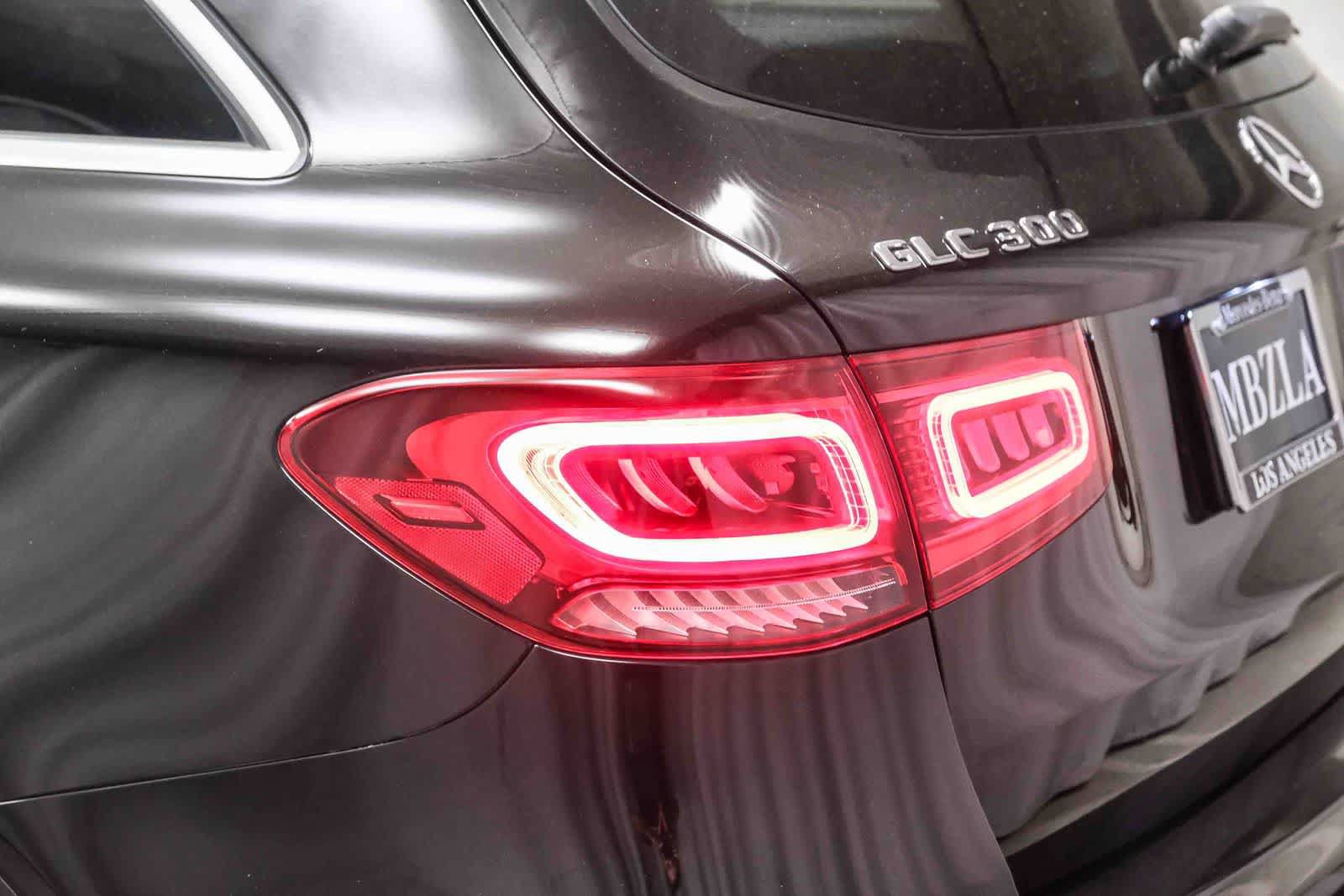 Used 2022 Mercedes-Benz GLC 300 image 7