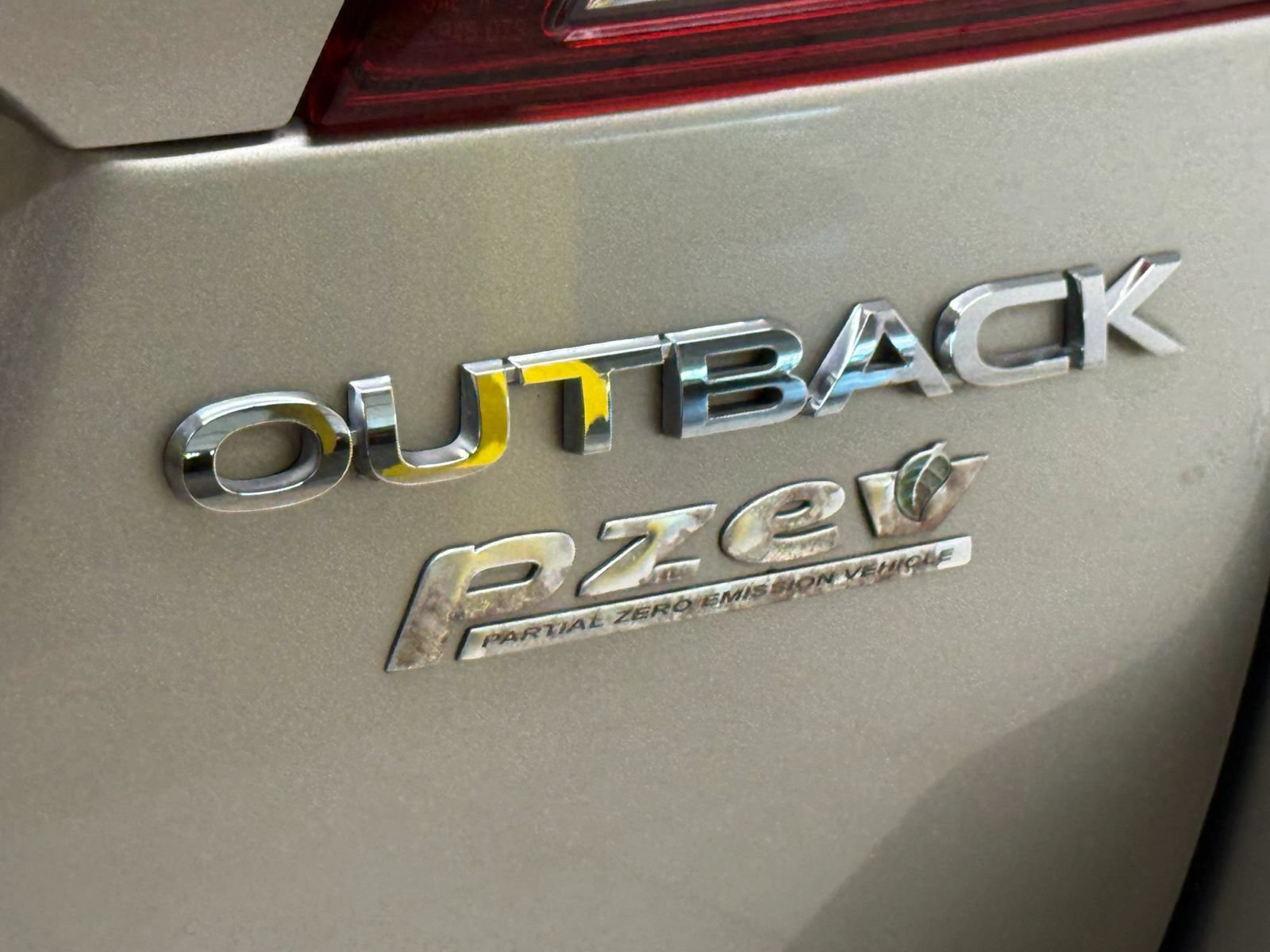Used 2017 Subaru Outback 2.5i Premium AWD/4WD image 14