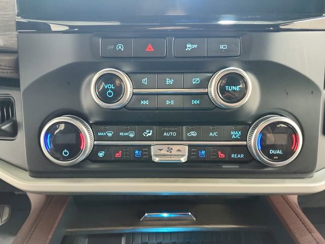 Used 2024 Ford Expedition Limited image 28