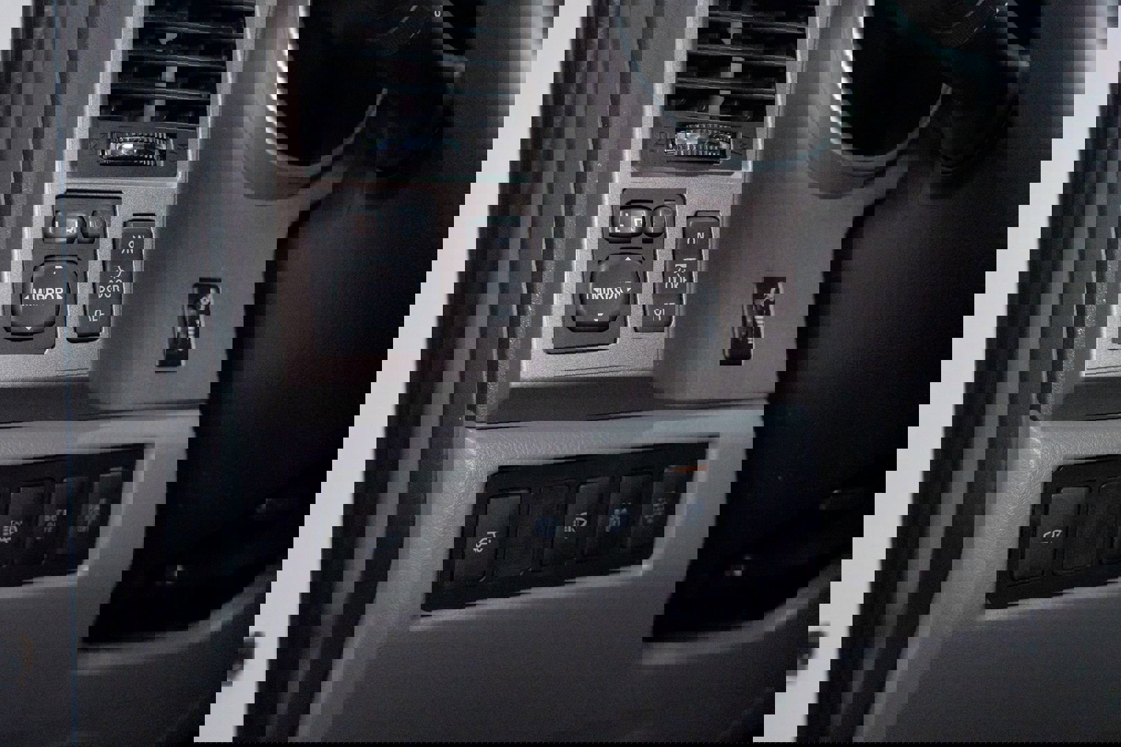 Used 2010 Toyota Sequoia Limited image 18