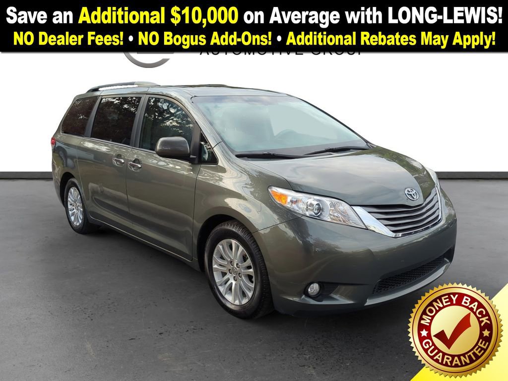 Used 2013 Toyota Sienna XLE image 10