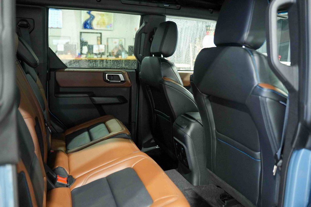 Used 2024 Ford Bronco Outer Banks w/ Sasquatch Package image 20