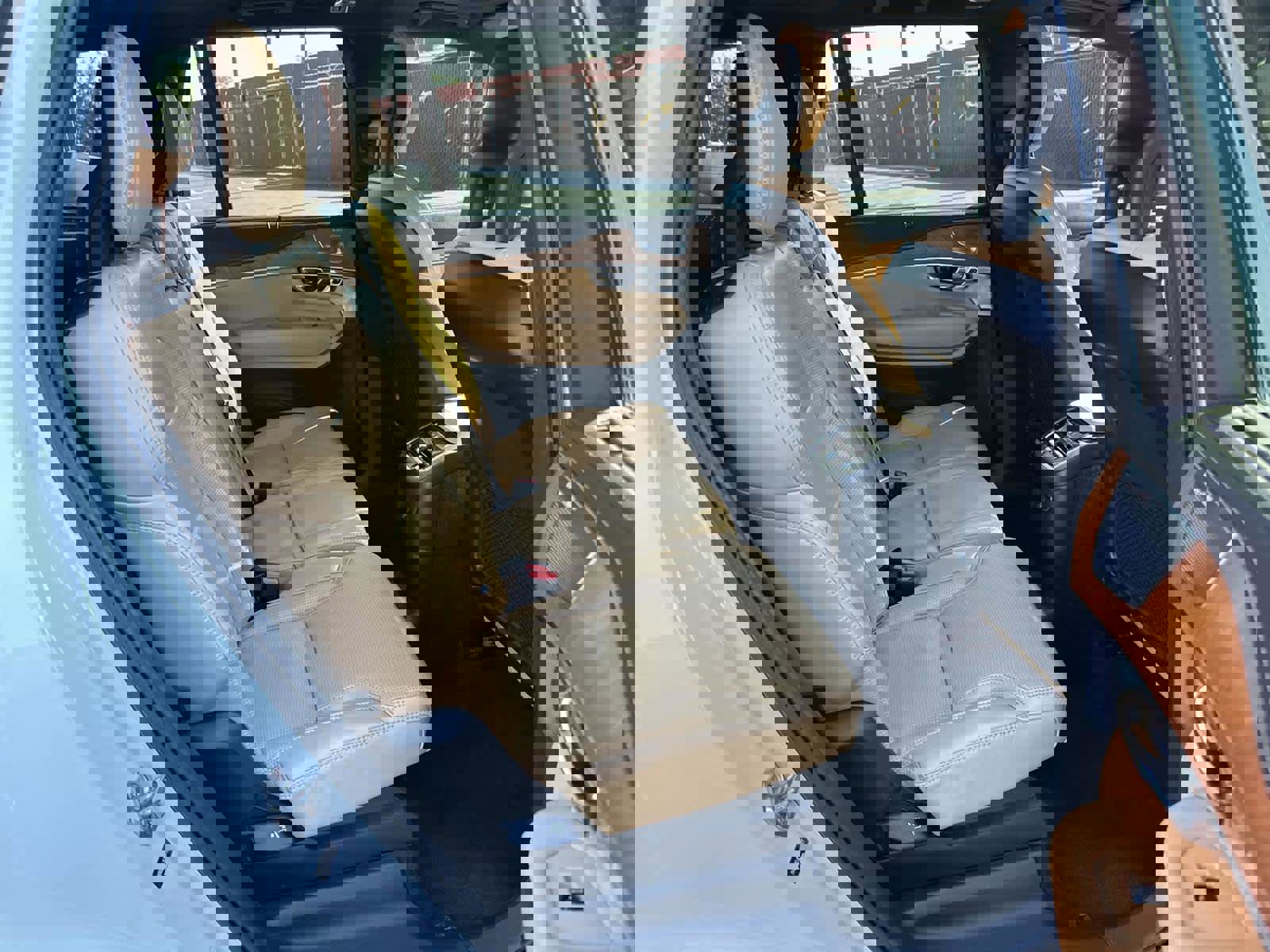 Used 2020 Volvo XC90 T8 Inscription image 13