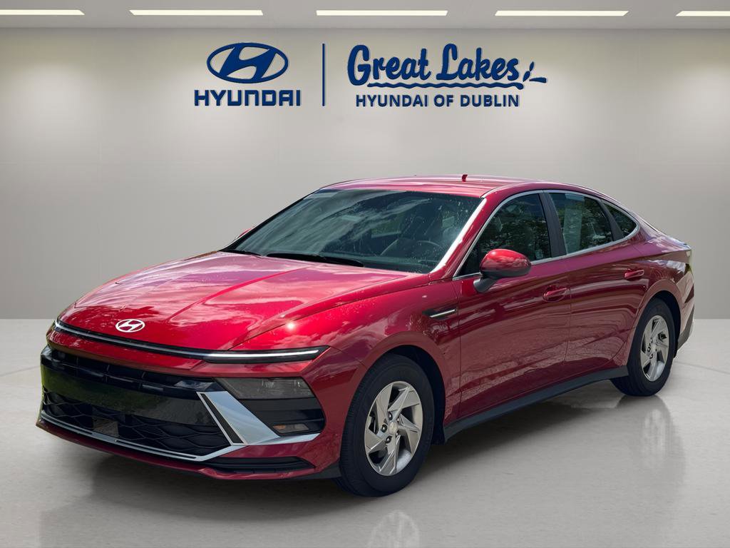 Used 2025 Hyundai Sonata SE FWD image 1