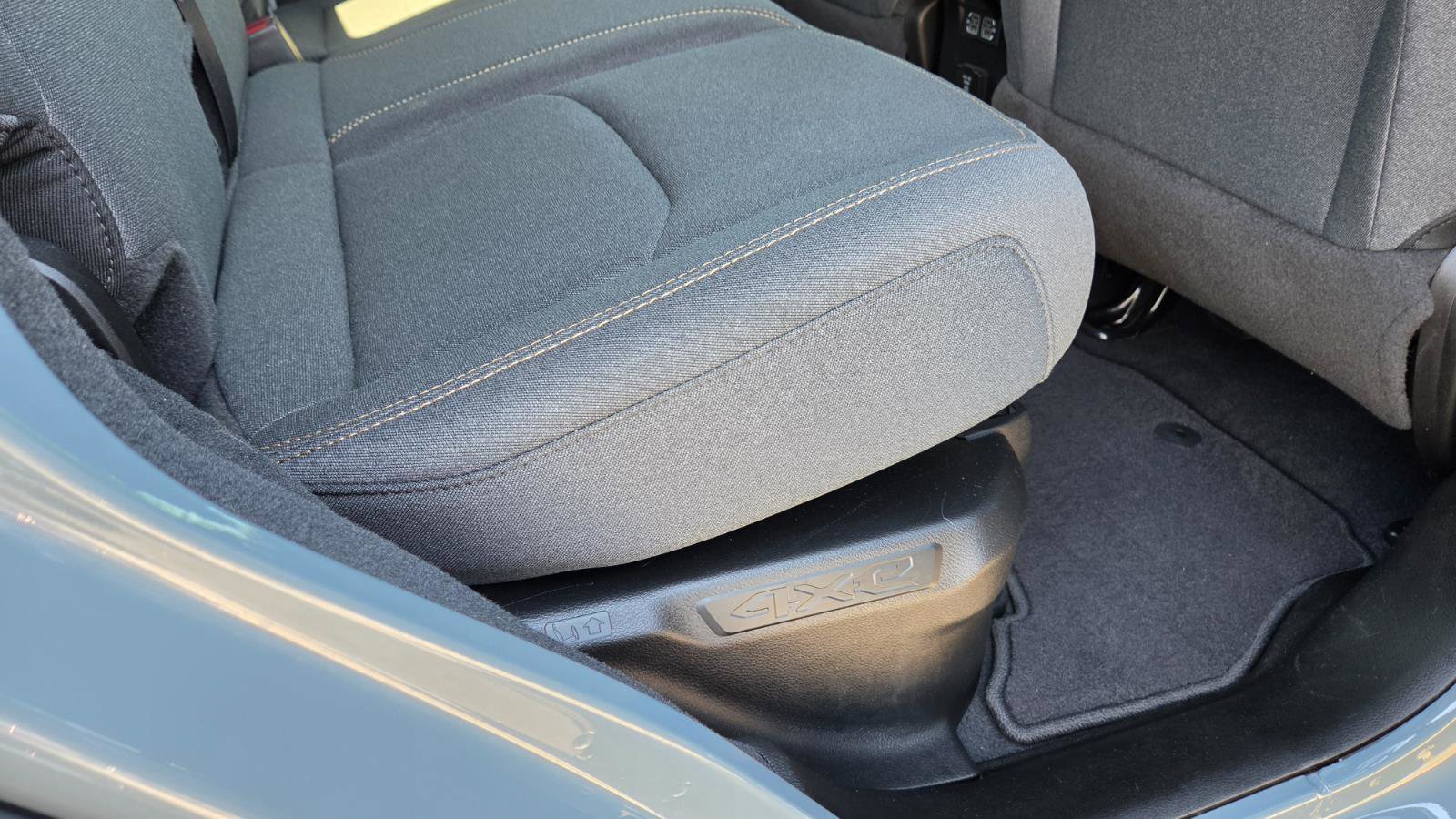 Used 2024 Jeep Wrangler Sahara image 56