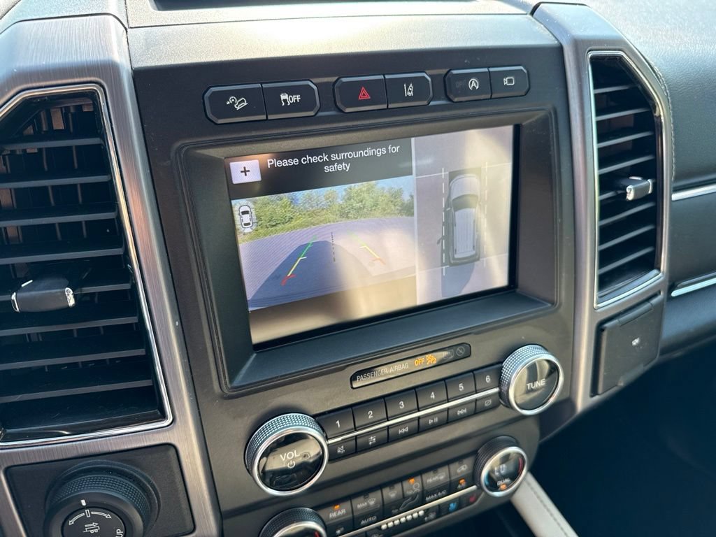 Used 2019 Ford Expedition Platinum AWD/4WD image 37