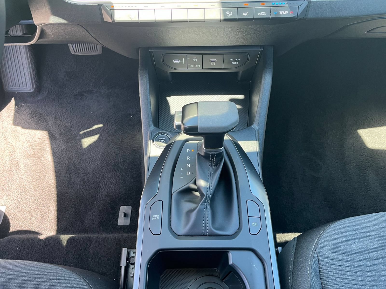 Used 2025 Kia K4 FWD image 40