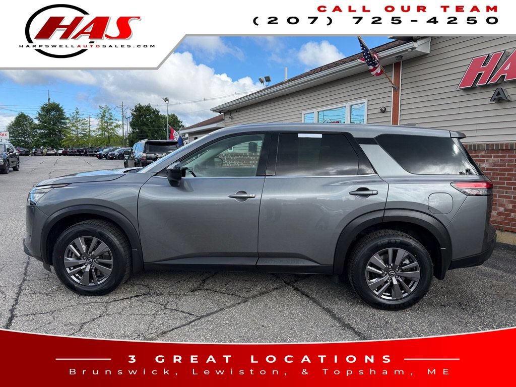 Used 2023 Nissan Pathfinder S AWD/4WD image 4