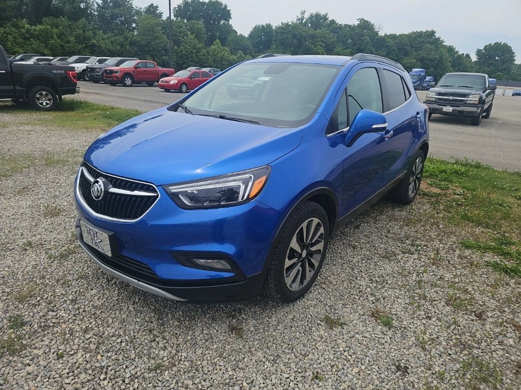 Used 2018 Buick Encore Essence FWD image 4