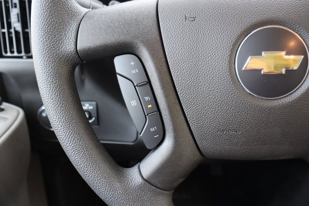 New 2026 Chevrolet Express 3500 w/ Power Convenience Package image 9