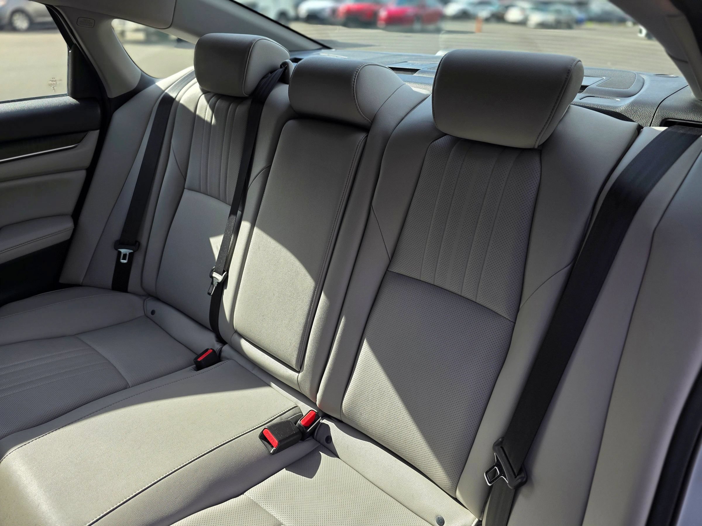 Used 2019 Honda Accord EX-L image 37