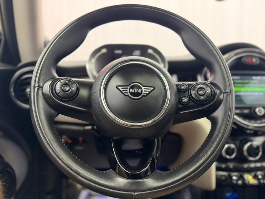 Used 2020 MINI Cooper SE w/ 6.5" Touchscreen Package FWD image 22