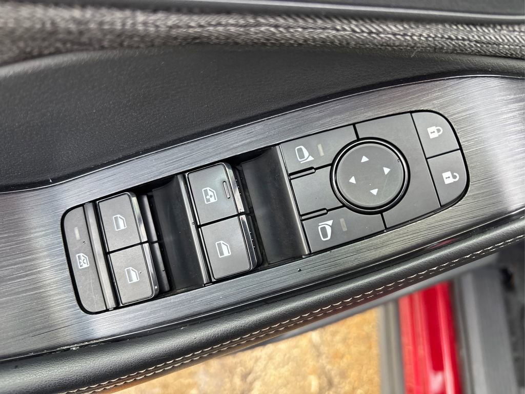 Used 2021 Nissan Rogue SV image 33