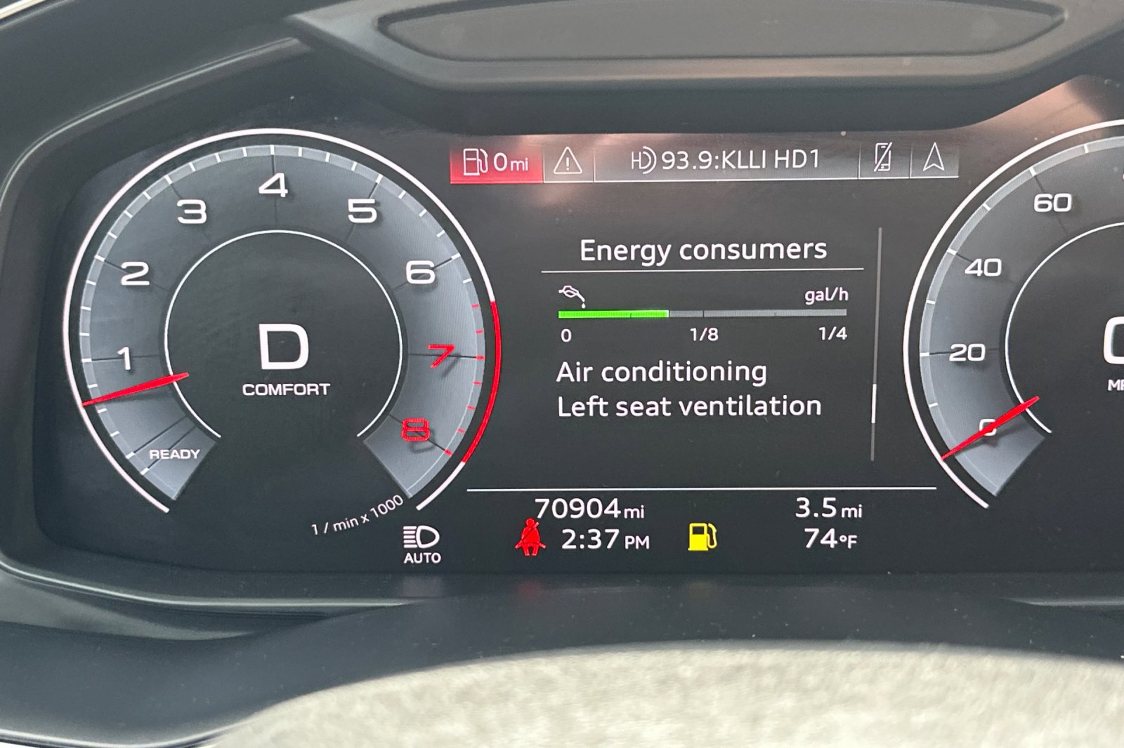 Used 2021 Audi Q8 Premium Plus w/ Premium Plus Package image 31