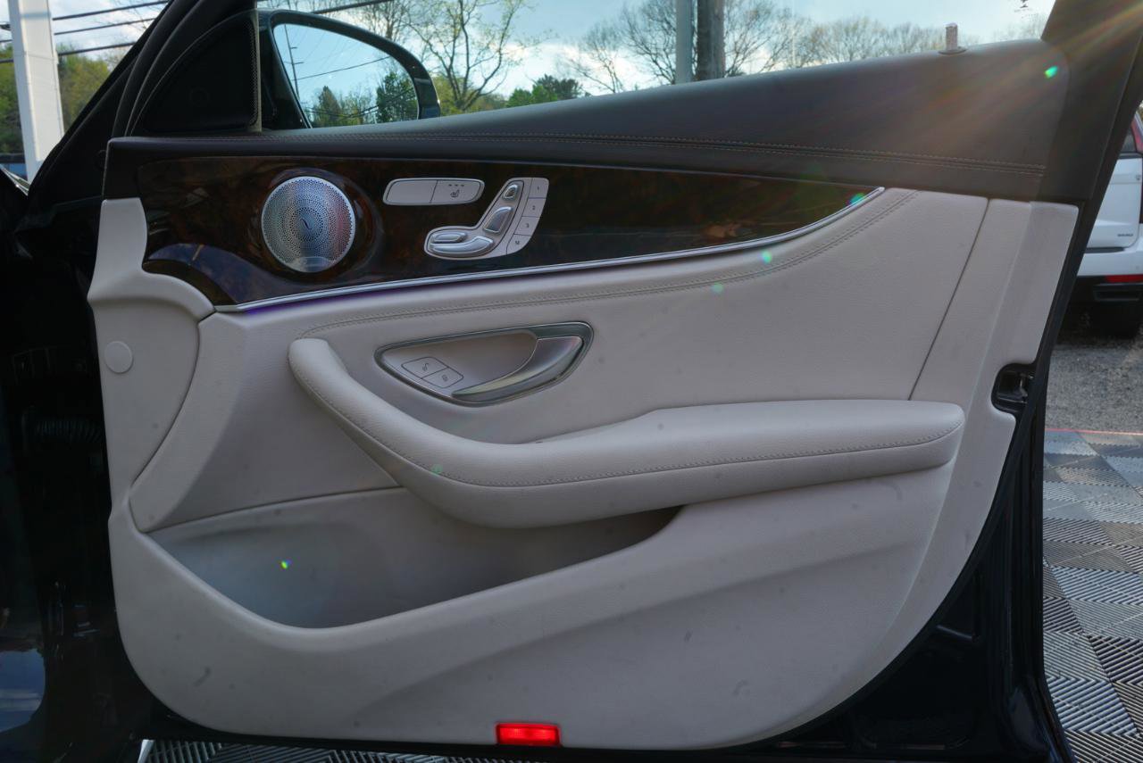 Used 2019 Mercedes-Benz E 450 4MATIC Wagon w/ Premium Package image 63