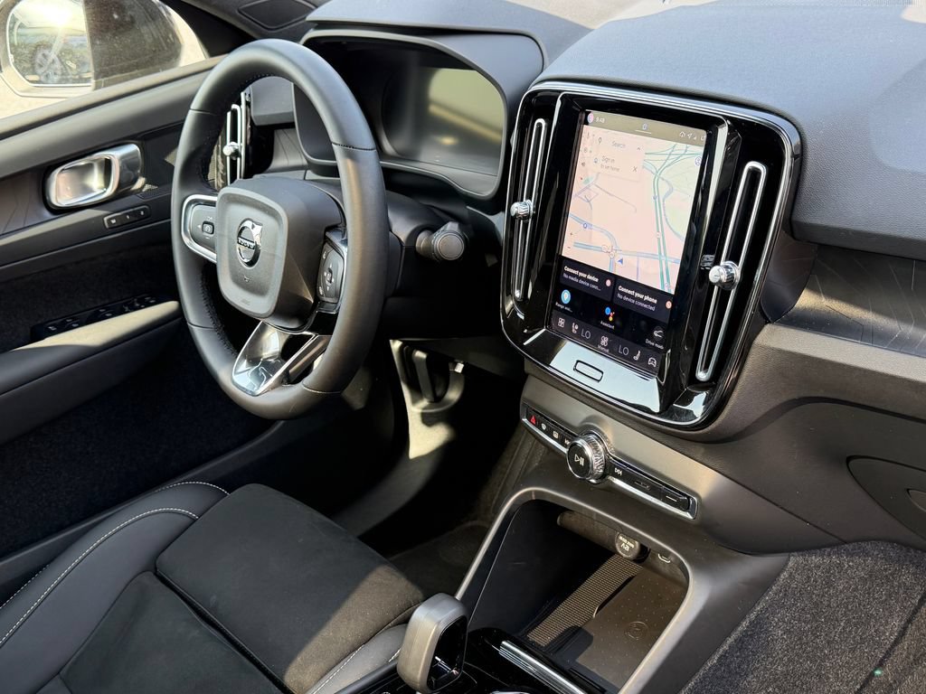 Certified 2023 Volvo C40 P8 Recharge Plus w/ Climate Package AWD/4WD image 13