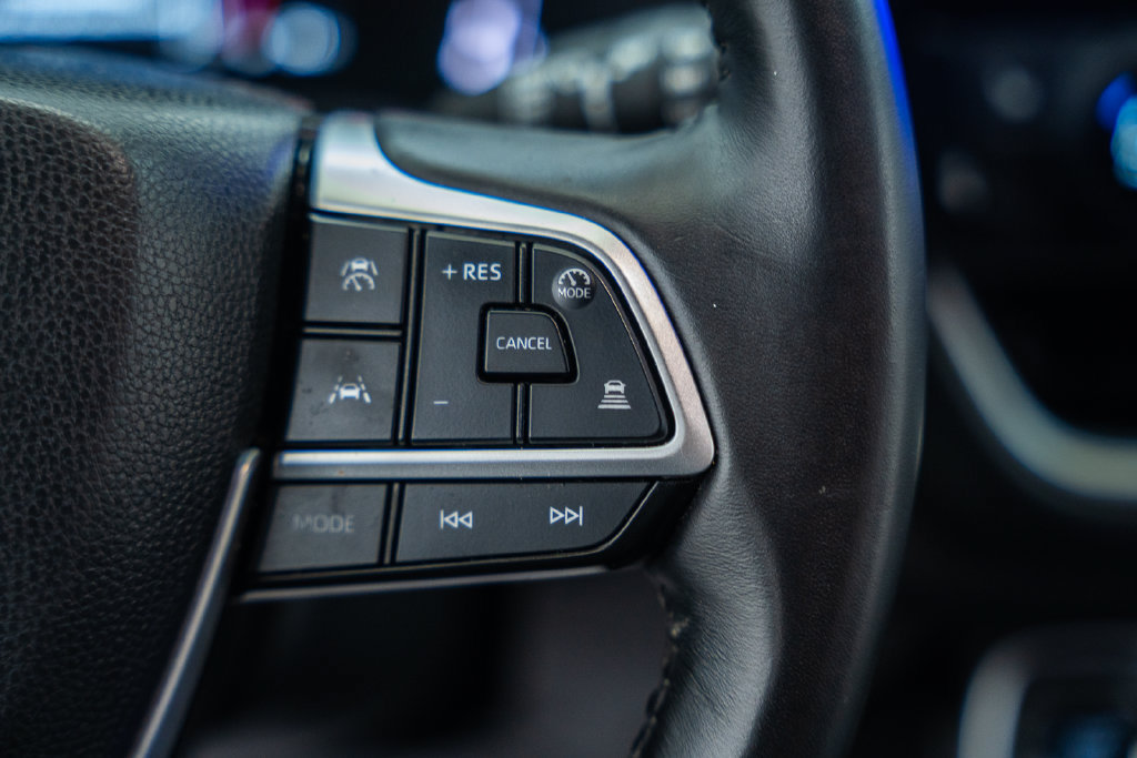Certified 2025 Toyota Grand Highlander AWD image 33