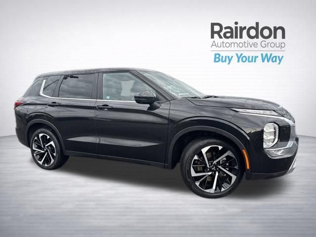 Used 2024 Mitsubishi Outlander SE
