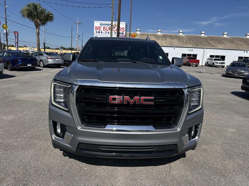 Used 2023 GMC Yukon SLE w/ Gmc Pro Safety Plus Package AWD/4WD image 3